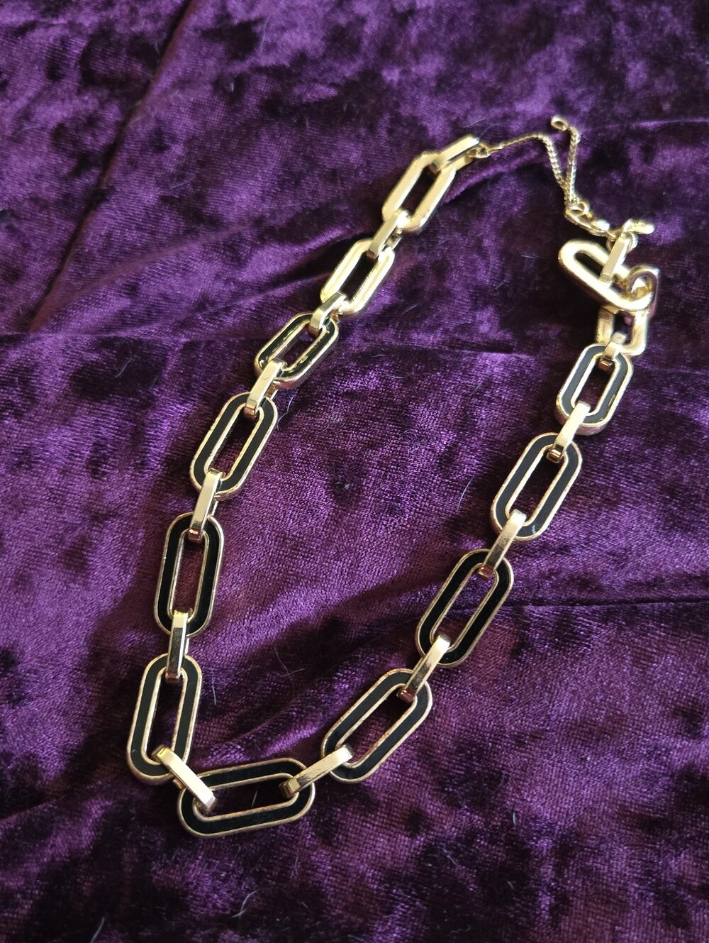 Madewell Chunky Curb Chain Gold and Black Link Short Necklace